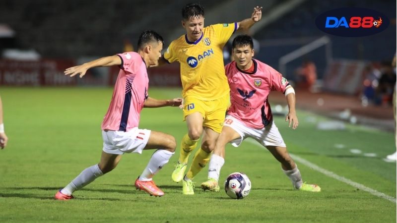 Thông tin lực lượng SLNA vs Hà Tĩnh